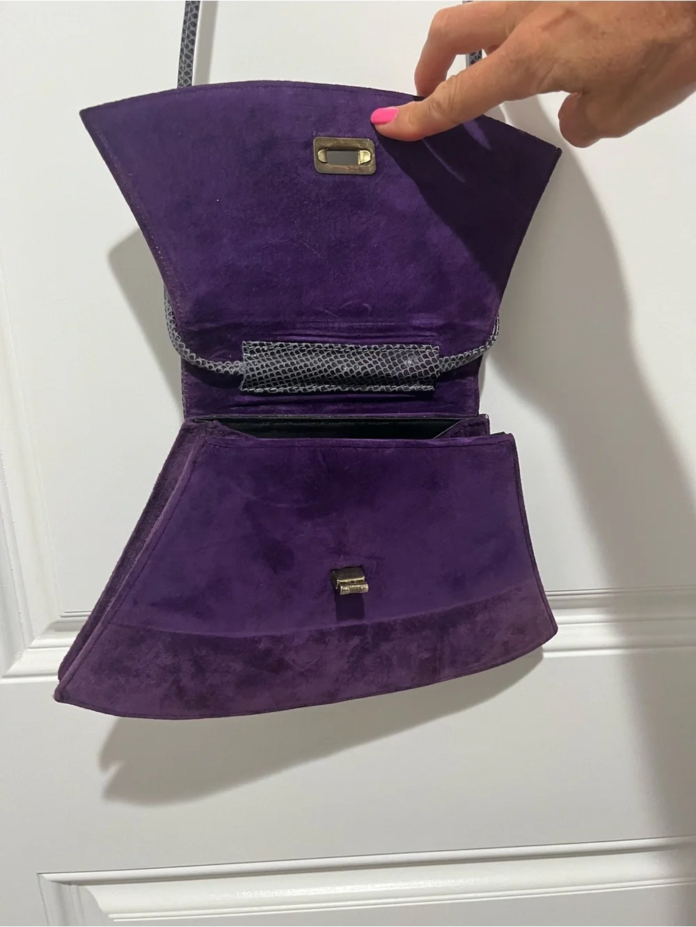 N/A stylish purple